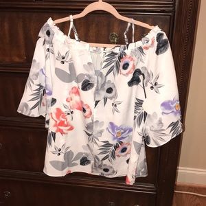 💕HOST PICK 💕 Pinkblush maternity blouse